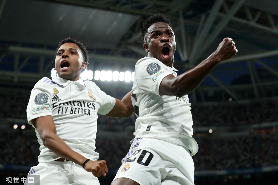 吸引了来自 吸引了来自