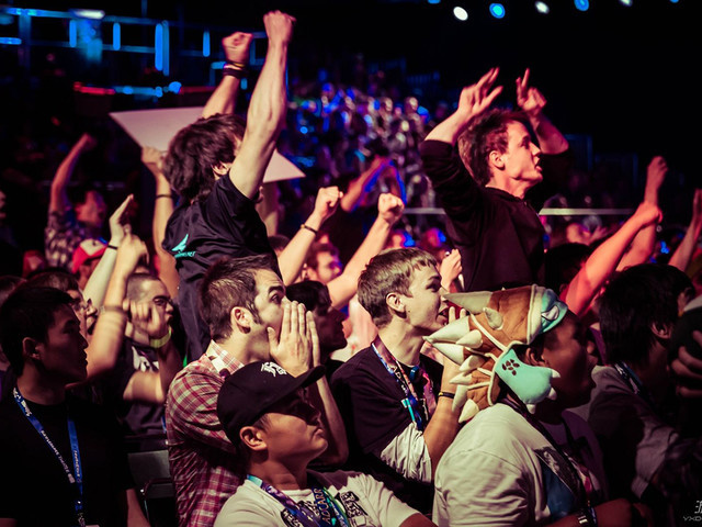 不仅仅是对 不仅仅是对