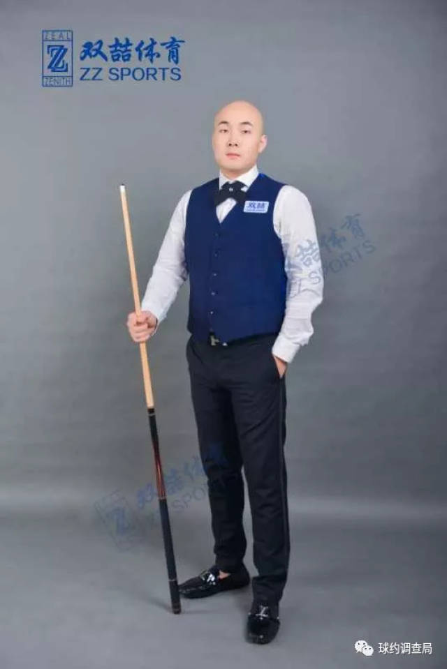 他在攻守两 他在攻守两