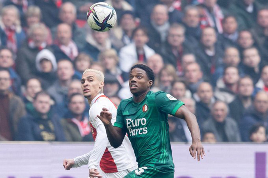 起了球队上 起了球队上