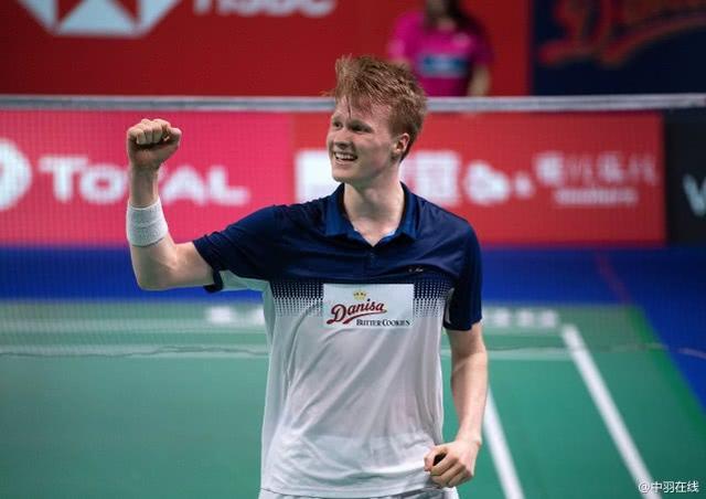 频频施压 频频施压