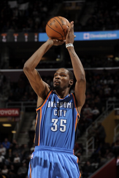 梅西仍保持 梅西仍保持