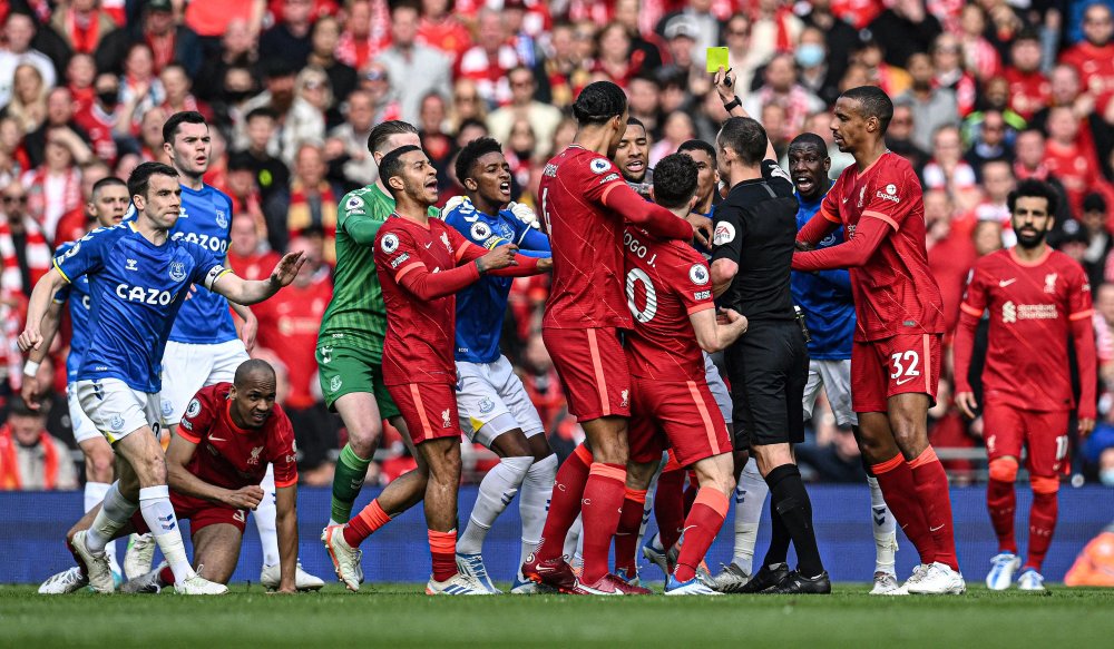 奏与守备站 奏与守备站